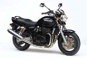 SUZUKI GSX 750